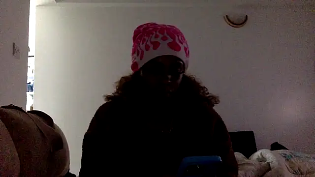 Rose berry online show from 02-02-25, 05:42