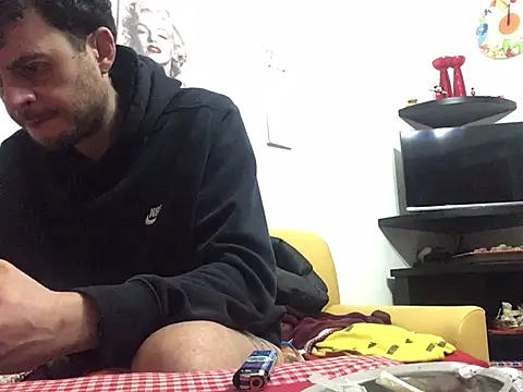 Snapshot of DragonPink chatting on 01-19-25, 07:15 DragonPink online show from 01-19-25, 07:15