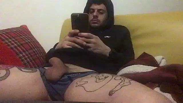 Snapshot of DragonPink chatting on 01-25-25, 02:37 DragonPink online show from 01-25-25, 02:37