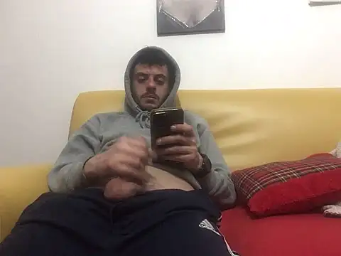 Snapshot of DragonPink chatting on 02-01-25, 10:34 DragonPink online show from 02-01-25, 10:34