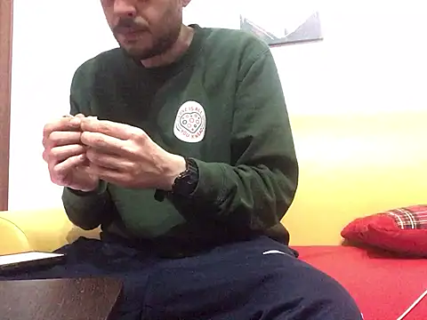 Snapshot of DragonPink chatting on 02-12-25, 11:09 DragonPink online show from 02-12-25, 11:09