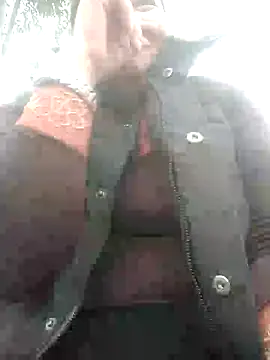 Snapshot of Rose_DiDi chatting on 02-03-25, 08:57 Rose DiDi online show from 02-03-25, 08:57