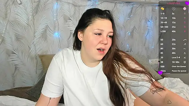 Ruth Oliver online show from 12-28-24, 08:26