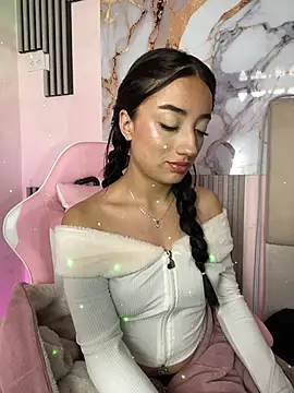 Snapshot of Ady_18 chatting on 03-09-26, 04:33 Ady 18 online show from 03-09-26, 04:33