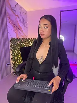 Snapshot of Ady_18 chatting on 03-25-26, 05:08 Ady 18 online show from 03-25-26, 05:08