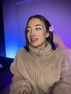 Snapshot of Ady_18 chatting on 03-28-26, 01:16 Ady 18 online show from 03-28-26, 01:16