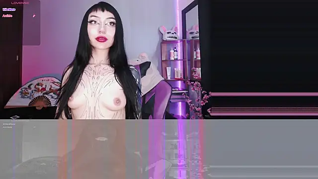 Snapshot of catipetite chatting on 02-13-25, 04:07 catipetite online show from 02-13-25, 04:07