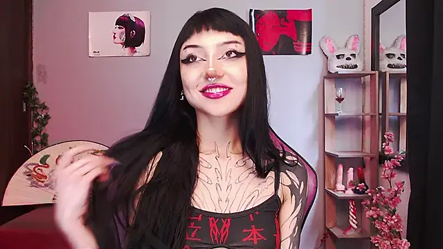 Snapshot of catipetite chatting on 11-02-25, 03:58 catipetite online show from 11-02-25, 03:58