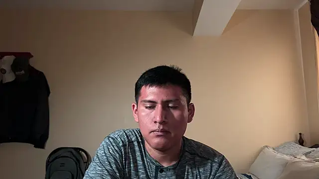 JoshuaTls08 online show from 01-04-25, 10:02