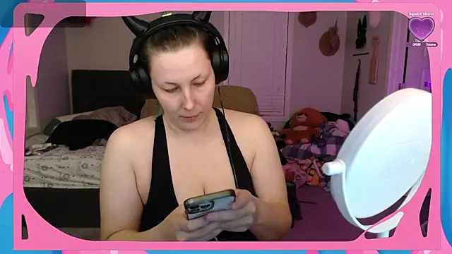 Snapshot of CirqueNoirBlu chatting on 09-24-25, 03:21 CirqueNoirBlu online show from 09-24-25, 03:21