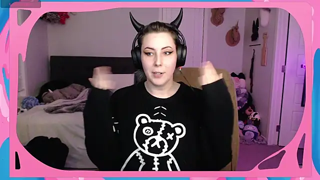 Snapshot of CirqueNoirBlu chatting on 10-03-25, 03:14 CirqueNoirBlu online show from 10-03-25, 03:14