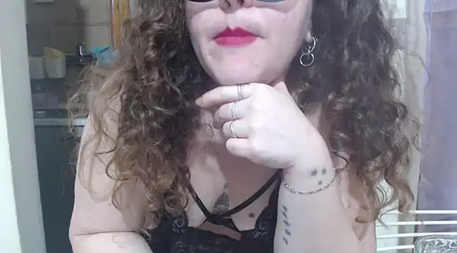 Snapshot of peachgirlmartyna chatting on 12-30-24, 05:55 peachgirlmartyna online show from 12-30-24, 05:55