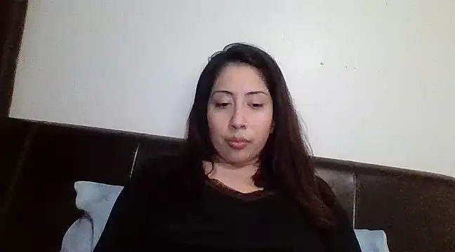 LorenaAnderson online show from 01-04-25, 08:37