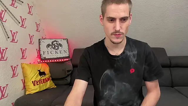 Cookieboy88 online show from 11-03-25, 06:31