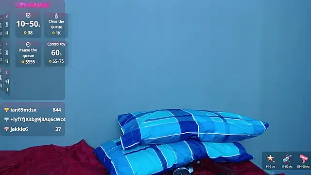 Snapshot of blue_violette_ chatting on 01-10-25, 07:54 blue violette online show from 01-10-25, 07:54