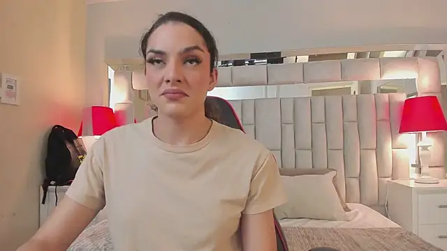 mariiahneedles online show from 10-23-25, 12:32