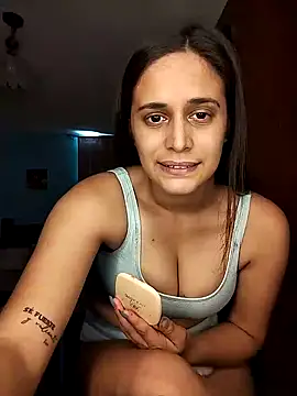 Catalinacandela online show from 12-18-24, 06:14