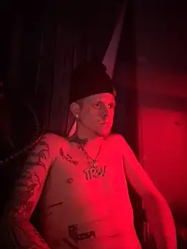 Snapshot of traejddd chatting on 10-15-25, 07:30 traejddd online show from 10-15-25, 07:30