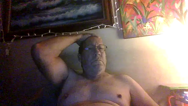 Snapshot of hornyrich69 chatting on 02-20-26, 06:37 hornyrich69 online show from 02-20-26, 06:37