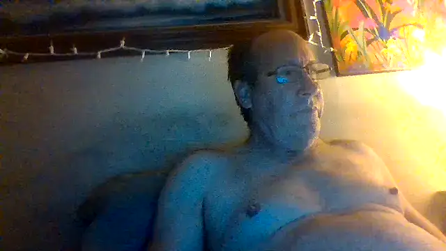 Snapshot of hornyrich69 chatting on 02-23-26, 03:15 hornyrich69 online show from 02-23-26, 03:15