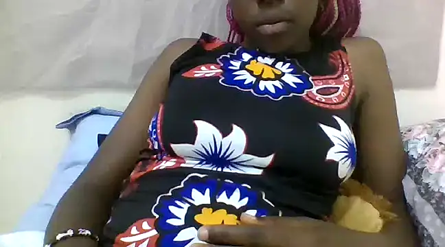 Ebony maffin online show from 12-15-24, 08:19