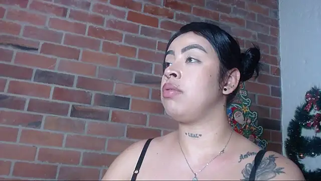 Snapshot of salome__hills1 chatting on 01-07-25, 10:30 salome hills1 online show from 01-07-25, 10:30