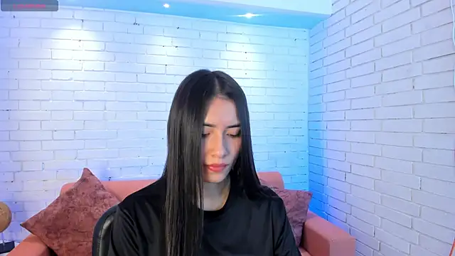 Emmaa Robertss online show from 09-22-25, 12:29
