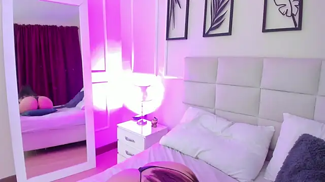 Alisa  walker online show from 01-21-25, 12:25