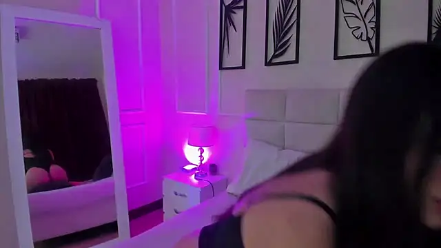 Alisa  walker online show from 02-11-25, 08:10