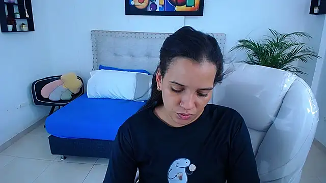 Chiqui milk  online show from 03-03-25, 07:28