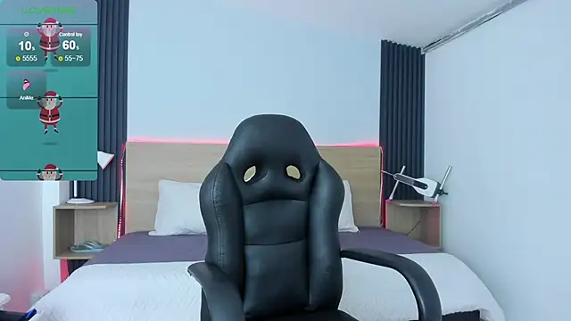 Chiqui milk  online show from 11-30-25, 06:23