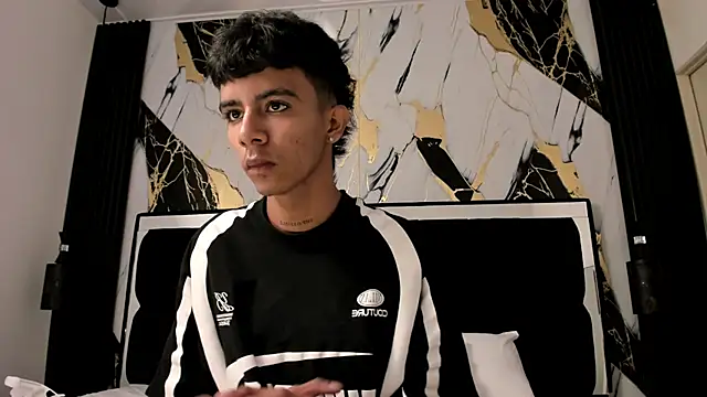 dikey 62 online show from 02-15-25, 11:36