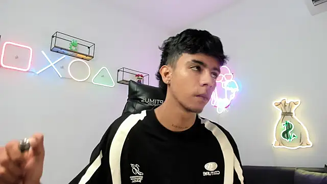 dikey 62 online show from 03-10-25, 11:27