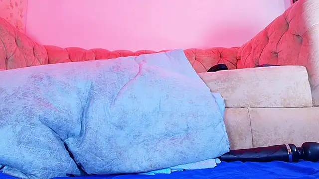 ann berlin online show from 09-26-25, 03:10