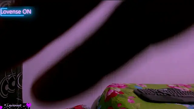 Snapshot of AnnaiDiamond chatting on 02-13-25, 11:26 AnnaiDiamond online show from 02-13-25, 11:26