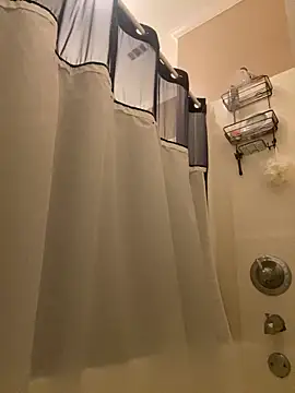 Snapshot of strokingBWC2 chatting on 02-11-26, 04:34 strokingBWC2 online show from 02-11-26, 04:34