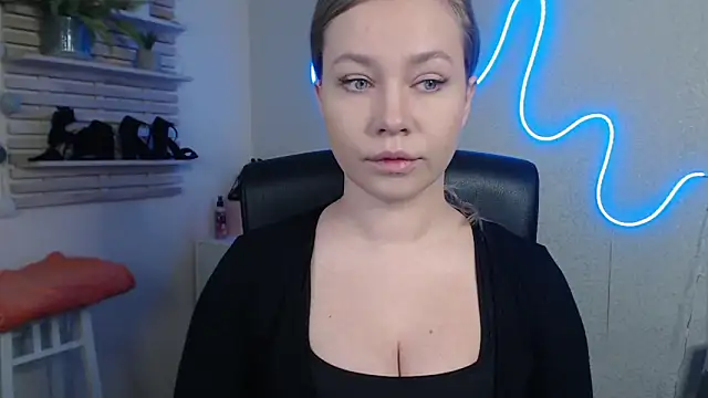 holly xglam online show from 02-27-25, 12:10