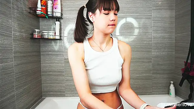 MaylienLove online show from 10-04-25, 06:33