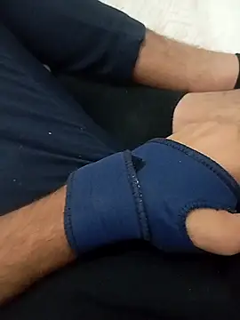 Snapshot of Kurtsikici@xh chatting on 10-29-25, 03:53 Kurtsikicixh online show from 10-29-25, 03:53