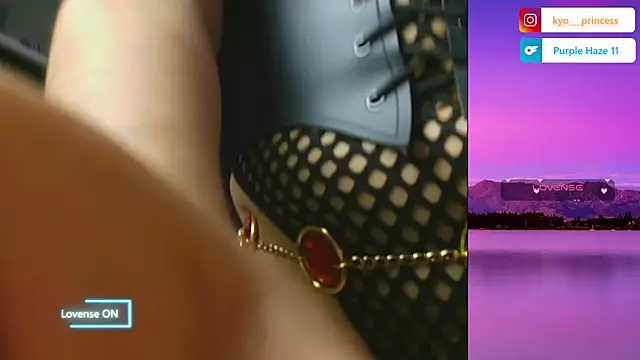 PurpleHaze17 online show from 11-04-25, 11:26