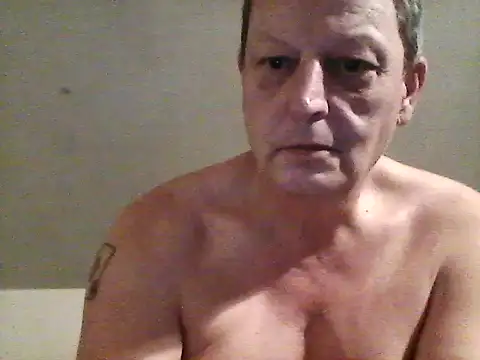 chubbybear2cum online show from 02-04-25, 11:27