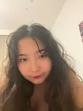 cutie mio online show from 12-21-24, 07:06