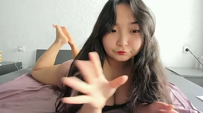 cutie mio online show from 03-12-25, 10:16