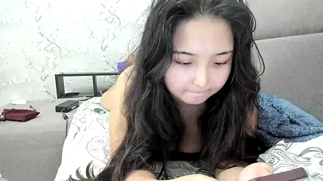 cutie mio online show from 09-10-25, 11:32
