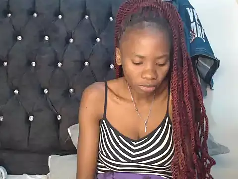 Sexyprecious01 online show from 09-14-25, 03:00