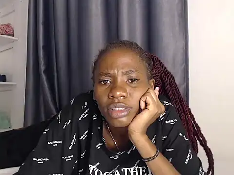 Sexyprecious01 online show from 09-19-25, 03:13