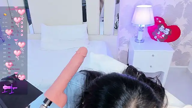 Miliaangeles online show from 11-12-25, 12:38