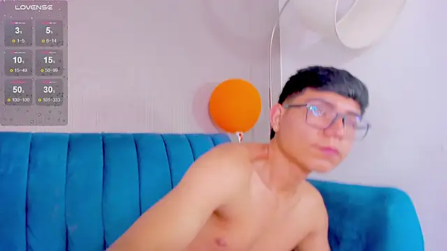 CodyTwink online show from 02-06-25, 06:02