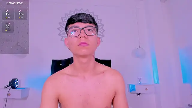 CodyTwink online show from 10-12-25, 07:29