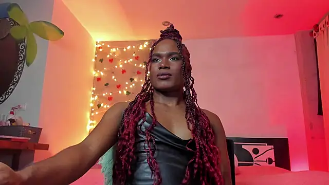 Snapshot of blackbarbietrans chatting on 02-26-25, 03:10 blackbarbietrans online show from 02-26-25, 03:10